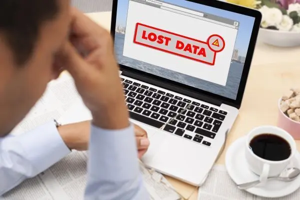 how to prevent data loss from hardware failure - How to protect your business from hardware failure - data loss prevention in dubai - it amc services in dubai - itserve